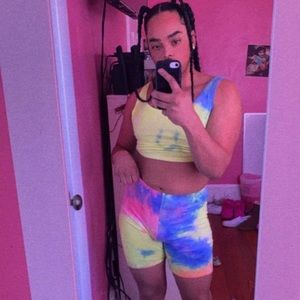 Meet your Posher, Darwin